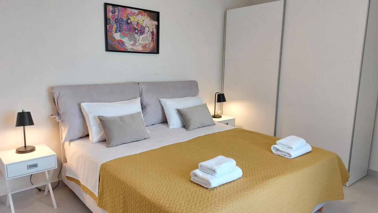 Appartement Kontis Apts à Pelekas Extérieur photo