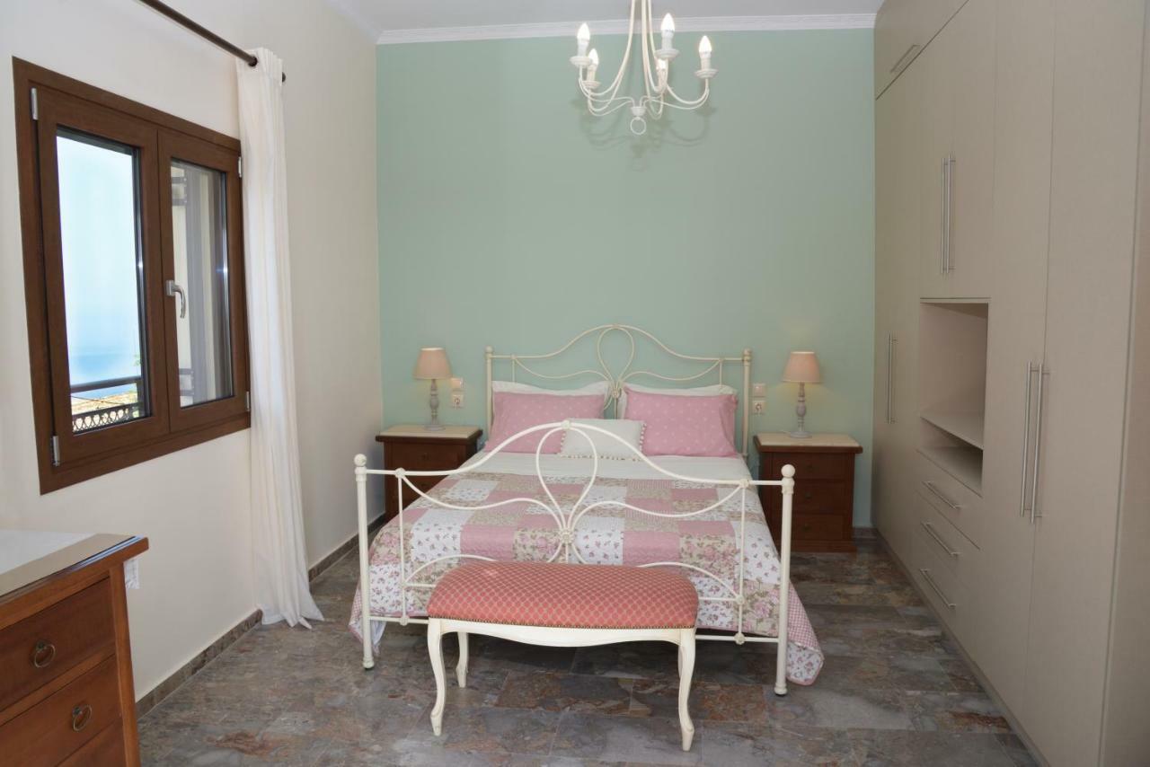 Appartement Kontis Apts à Pelekas Extérieur photo