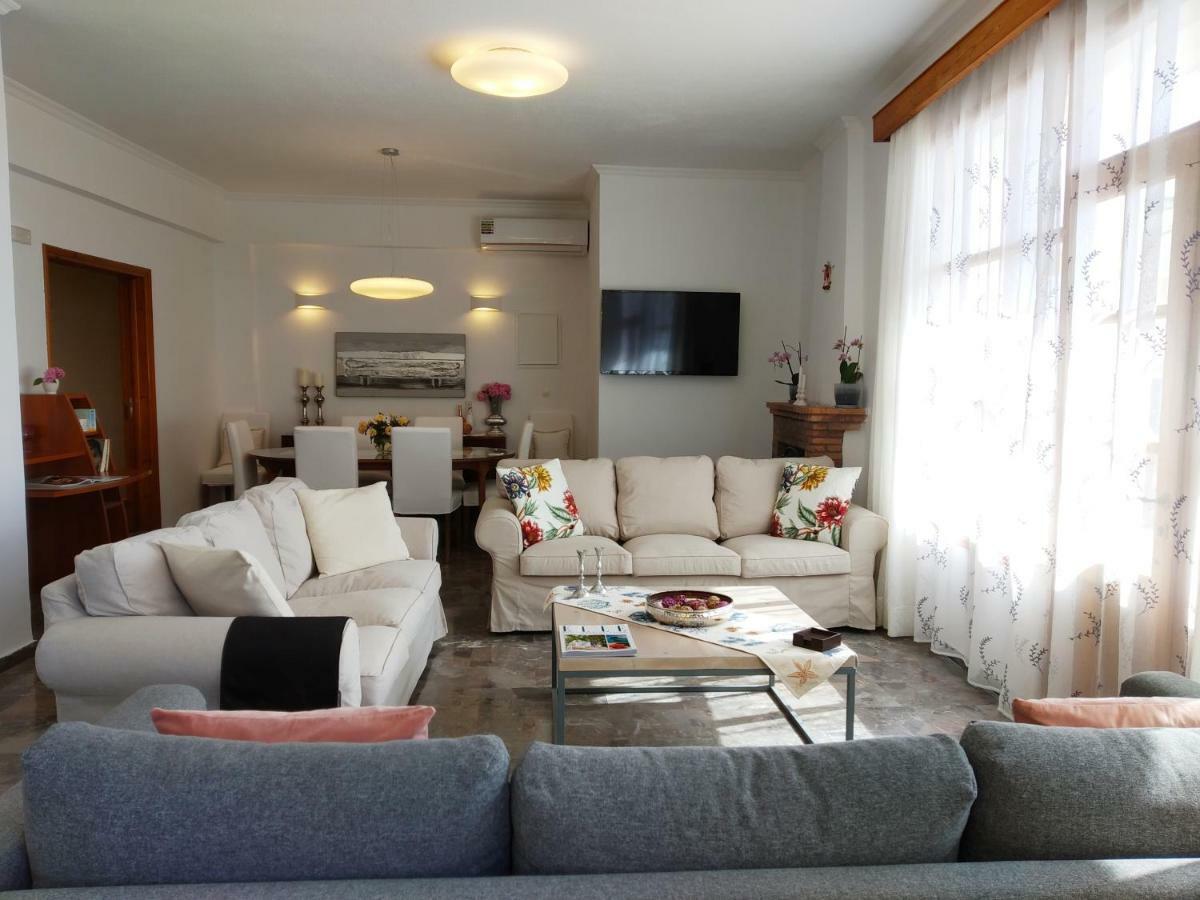 Appartement Kontis Apts à Pelekas Extérieur photo