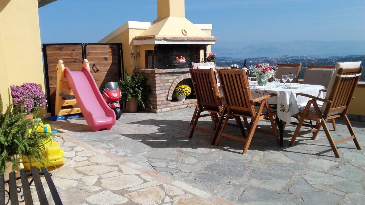 Appartement Kontis Apts à Pelekas Extérieur photo